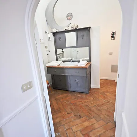 Apartment Residenza Le Rose D'arte Naples