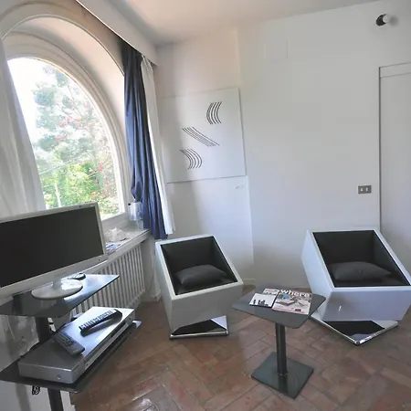 Residenza Le Rose D'arte דירה *